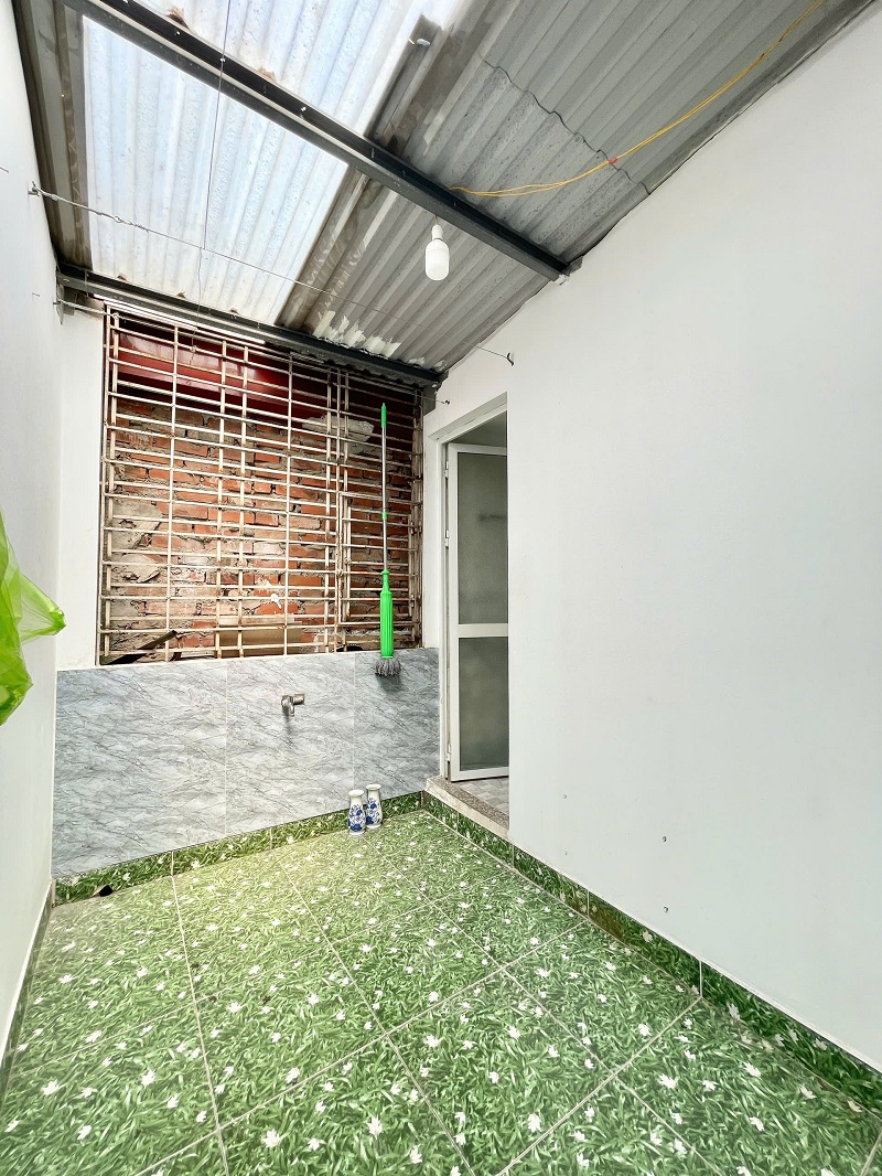 BÁN NHÀ PHỐ TRẦN NGUYÊN HÃN – TRUNG TÂM LÊ CHÂN – HẢI PHÒNG – 3,5 TẦNG – GIÁ 2,05 TỶ